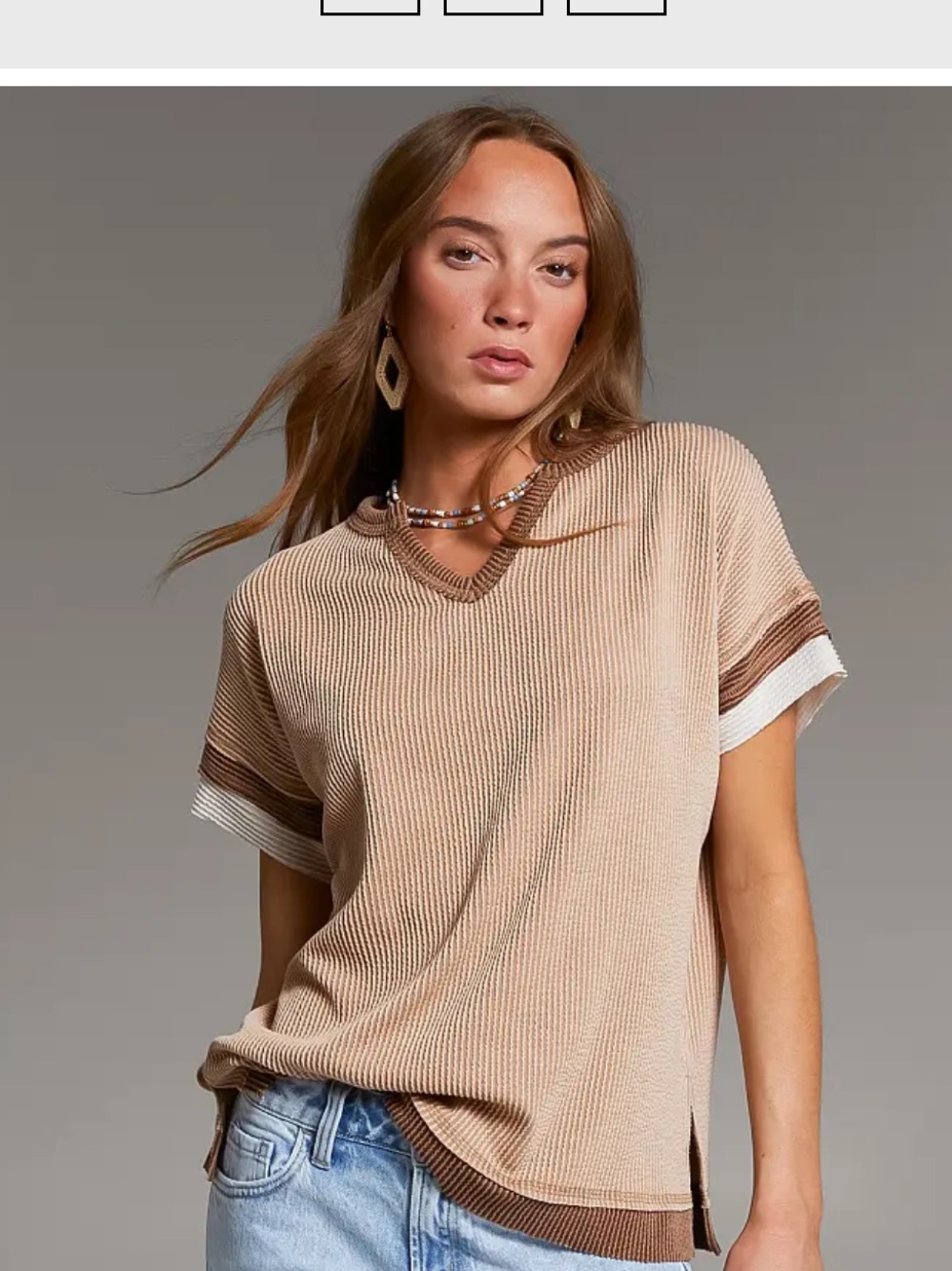 BKE Taupe Short-Sleeve Knit Top with Brown & White Trim